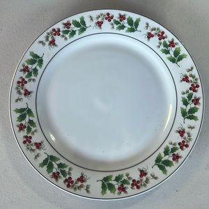 Royal Norfolk Christmas Dish